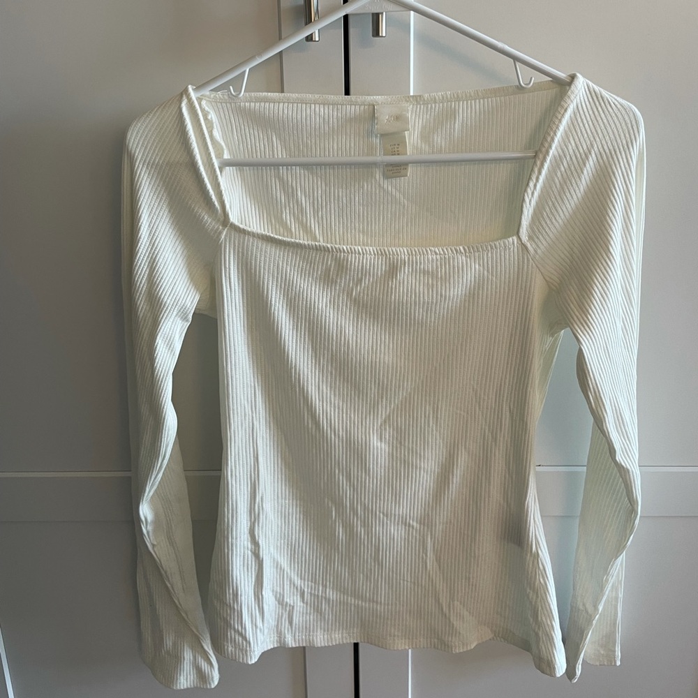 Basic long sleeve top